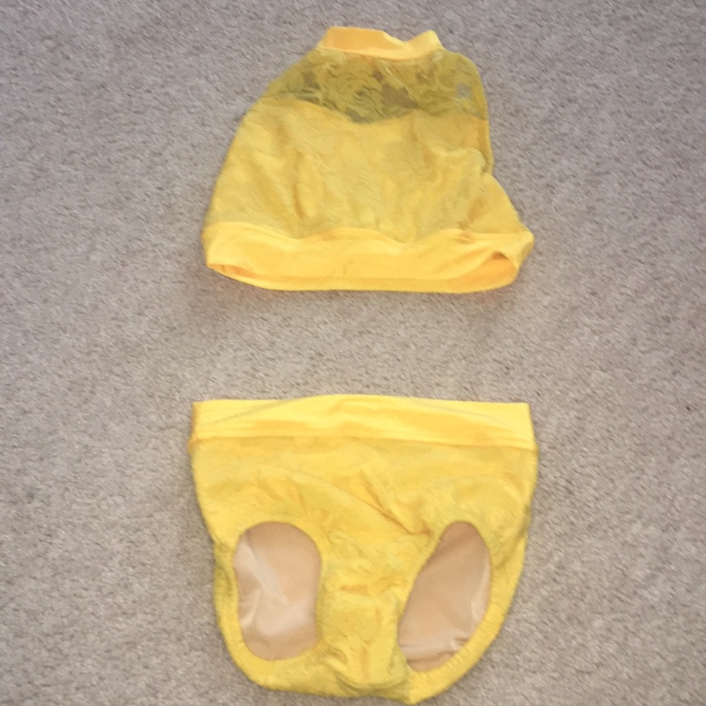 Custom Dancewear set, great condition, low price.